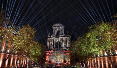 "La douleur demeure": la France se souvient des victimes des attentats du 13 novembre 2015