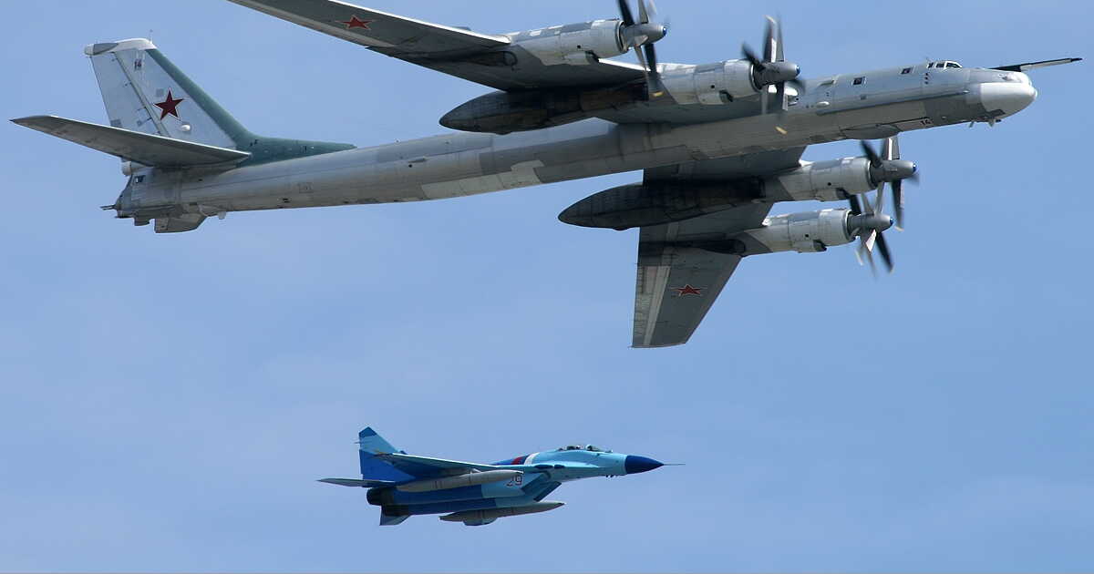 Ukraine: cinq mois après l'impitoyable opération Spiderweb, les bombardiers russes en subissent les conséquences