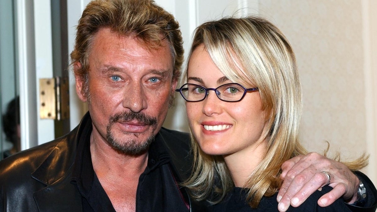 le père de Laeticia Hallyday vide son sac sur Johnny et leurs 30 ans d’écart