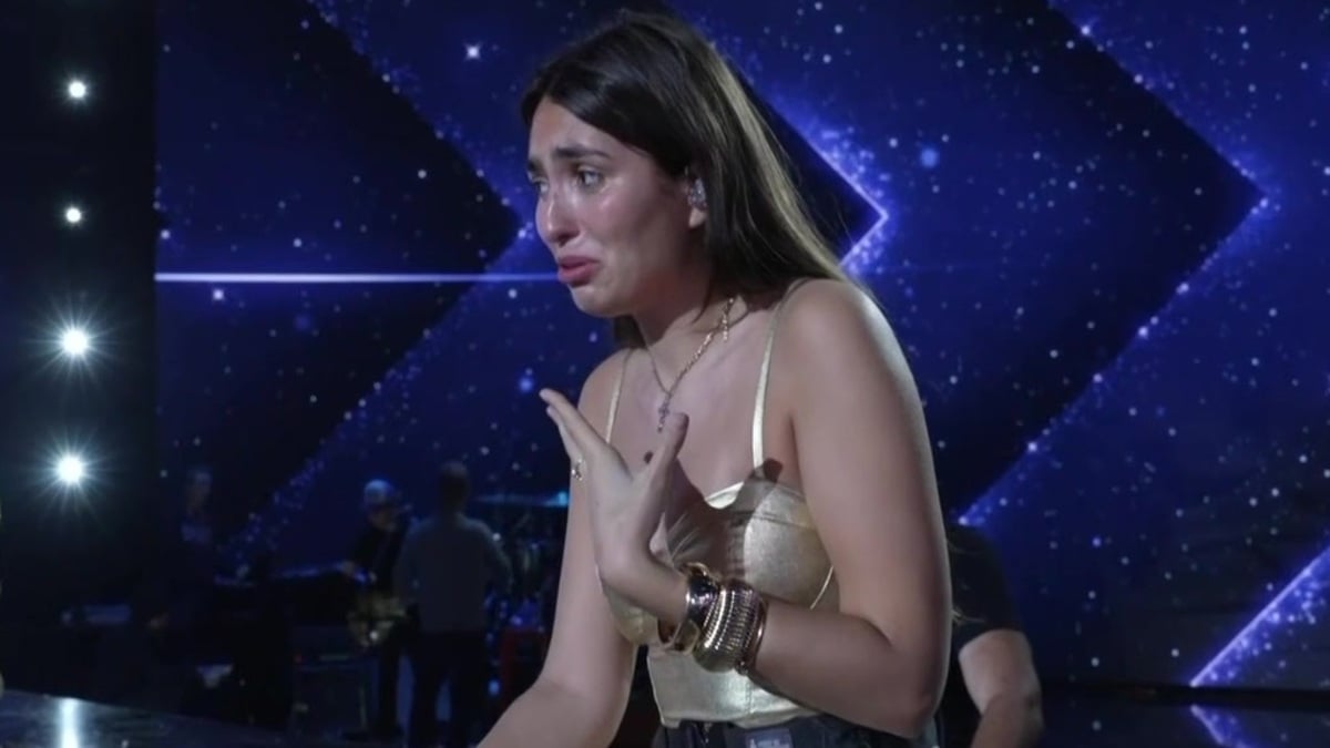 Star Academy 2025 : Ema fond en larmes lors des répétitions, sa peur la paralyse