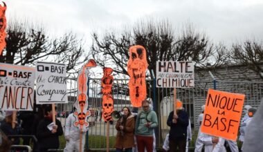 Près de Rouen. Des centaines de militants pour le climat réunis devant l'usine BASF pour une action coup de poing anti-pesticides