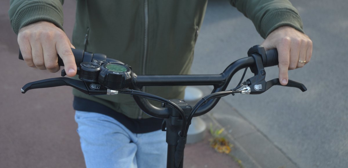 Rouen. Un homme sur une trottinette refuse un contrôle de police, il avait sur lui de la drogue