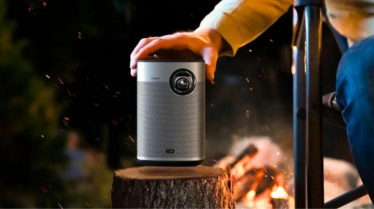 vidéoprojecteur XGIMI Halo+ en extérieur