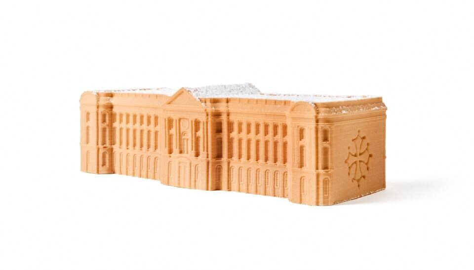 La bûche est vendue dans une boîte dessinée par une illustratrice toulousaine.