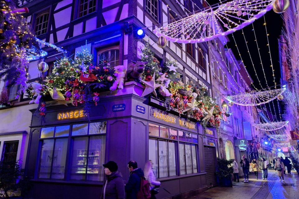 Vitrines illuminations décorations Noël Strasbourg