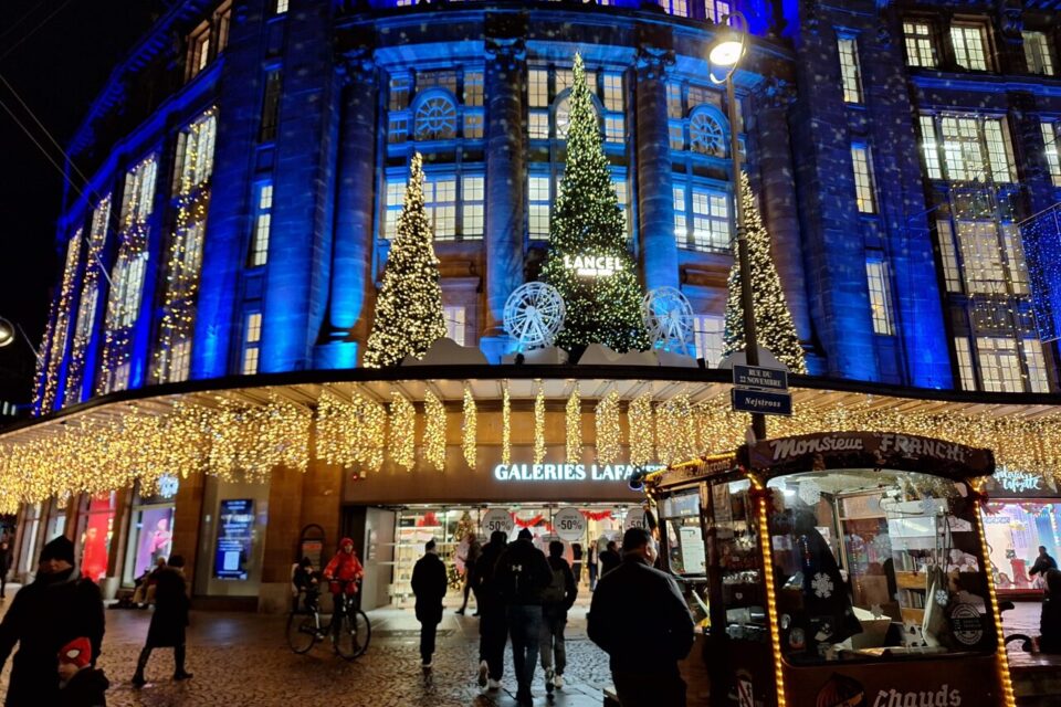Vitrines illuminations décorations Noël Strasbourg