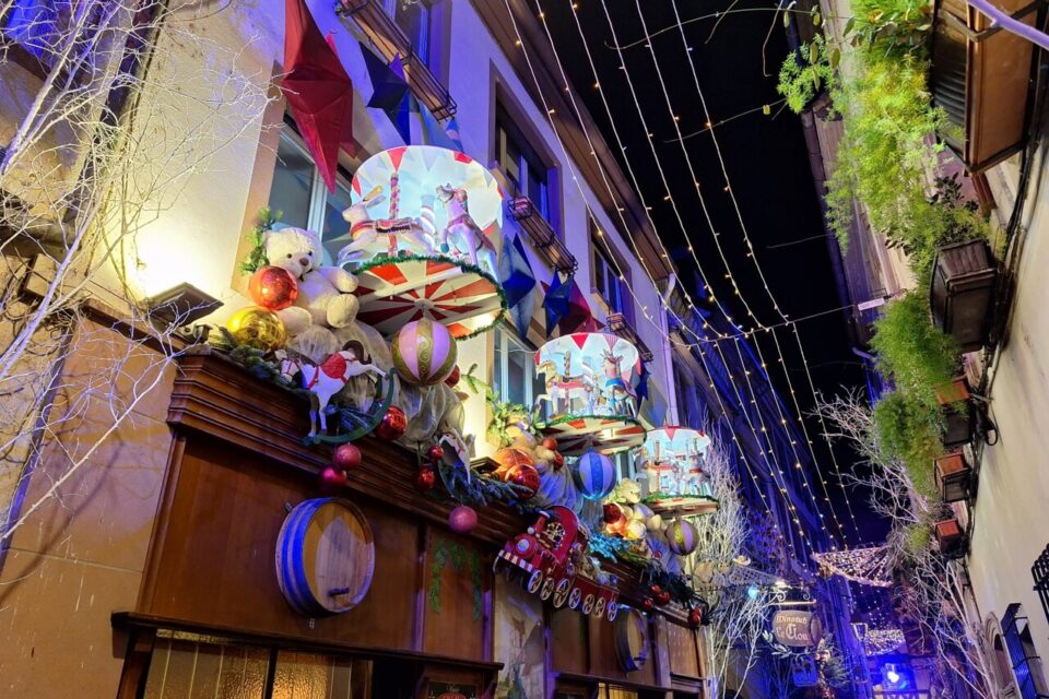 Vitrines illuminations décorations Noël Strasbourg