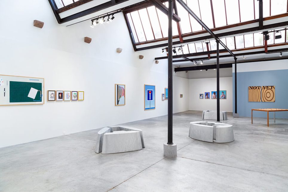 Vue des expositions « Mesure » de Marius Pons de Vincent et « Matrices assises » de Agnès Thurnauer à la galerie EAST à Strasbourg
