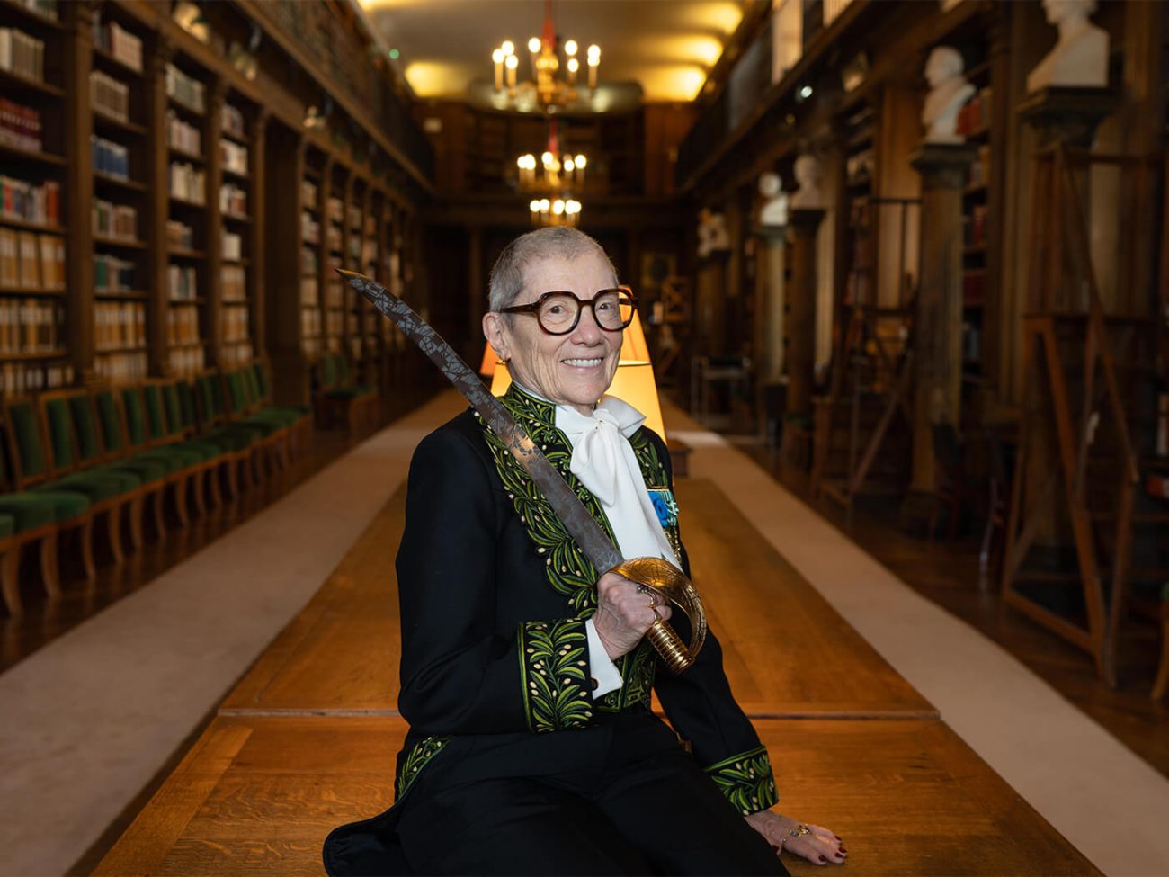 Tania Mouraud a été élue le mercredi 27 mars 2024 au fauteuil VIII de la section de peinture, et installée à l’l’Académie des beaux-arts le 5 novembre 2025