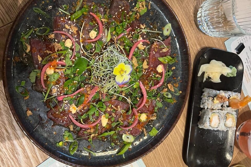 Le tigre qui pleure est l'une des signatures du Yen à Nice