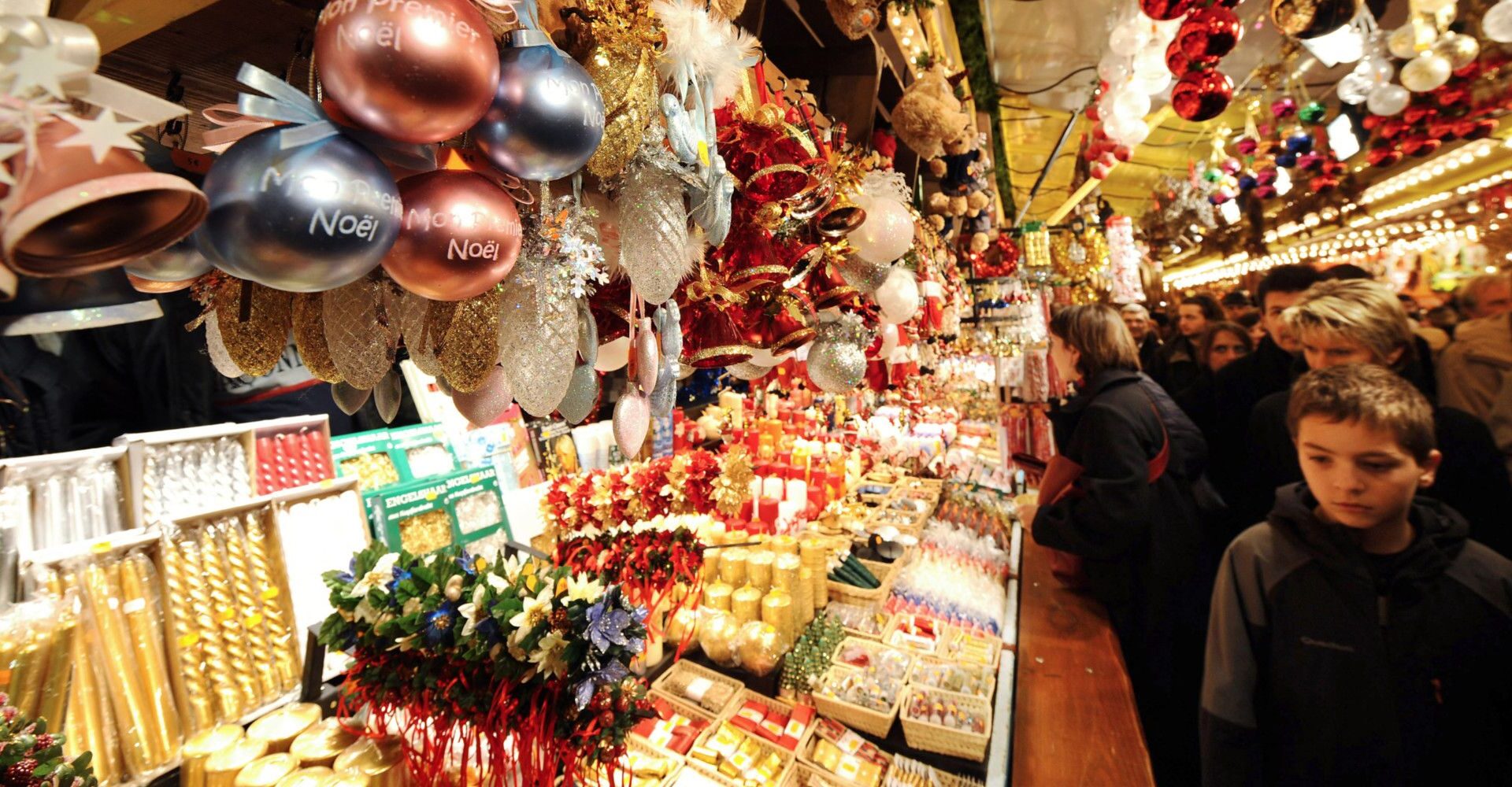 les touristes emballés par l’authenticité du marché de Noël de Strasbourg