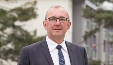 En Ille-et-Vilaine, le député européen RN Gilles Pennelle attaque Jean-Luc Chenut