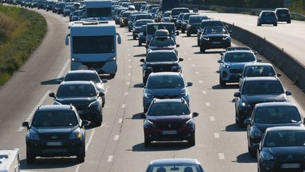 Des voitures sur l'autoroute A10, le 25 août 2019. (THIERRY GRUN / ONLY FRANCE / AFP)