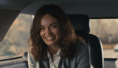 La sortie en France du film Ella McCay annulée après son piètre démarrage aux États-Unis