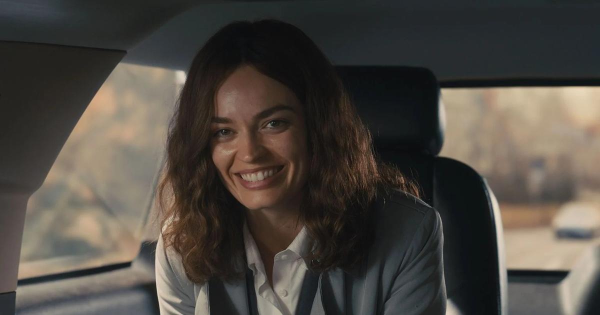 La sortie en France du film Ella McCay annulée après son piètre démarrage aux États-Unis