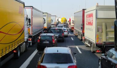 un poids lourd en panne crée de gros bouchons à la sortie de Lille