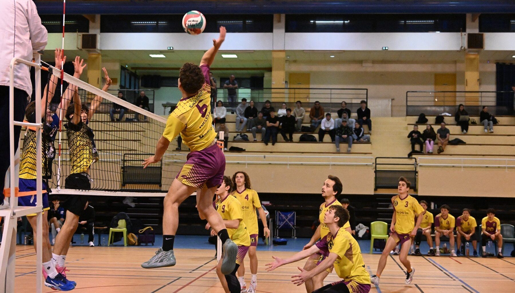 VOLLEY BALL : Les masculins du Creusot battent Fontaine lès Dijon