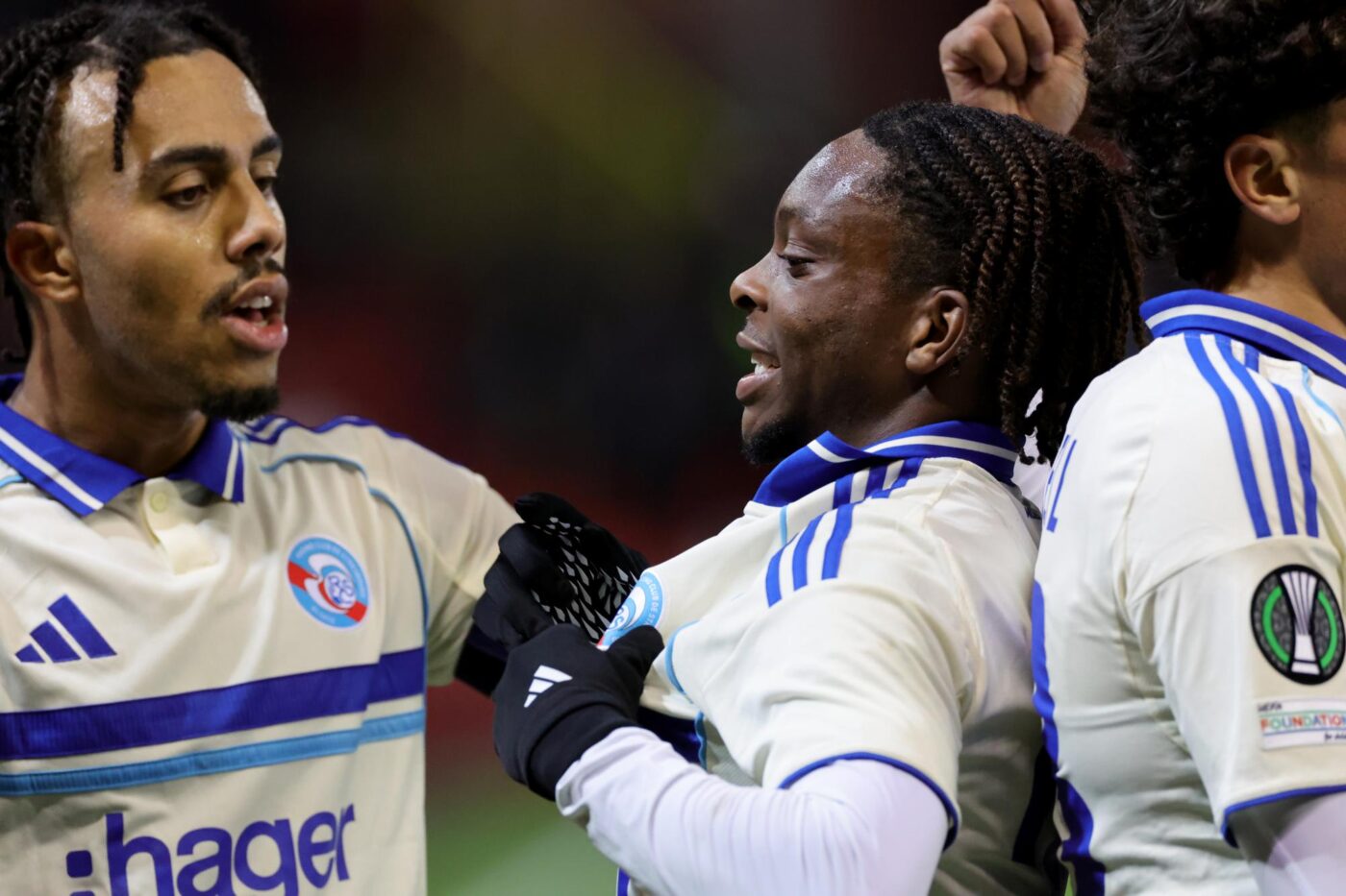 Une boulette catapulte Strasbourg sur le trône - C4 - J5 - Aberdeen-Strasbourg (0-1)