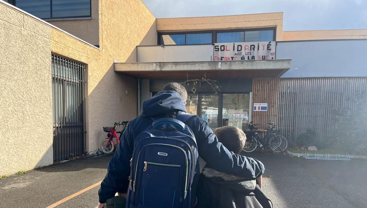 Toulouse : au quartier du Mirail, une école organise un goûter solidaire pour aider des familles d'élèves à la rue