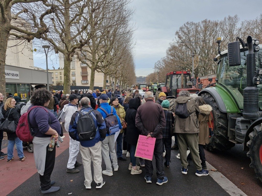 Une centaine d'agriculteurs de la Coordination rurale se sont mobilisés.
