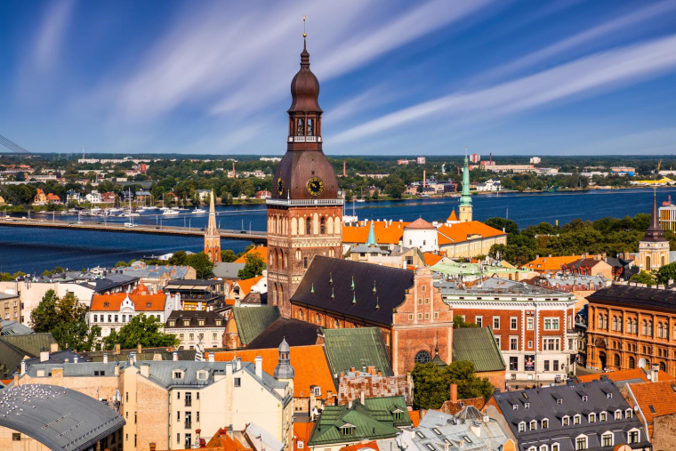 Riga, la capitale lettone, est une destination sympa, accessible et abordable. ( crédit photo : Getty Images )