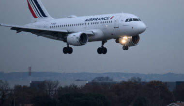 un vol Paris-Ajaccio dérouté en urgence après un incident technique