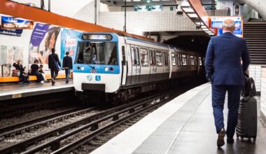 l'attaque au couteau à Paris rappelle la crainte chez les femmes de prendre le métro