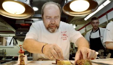 "Ça fait très plaisir car on a eu des mois difficiles" : Gilles Goujon se félicite de la note attribuée par le Gault et Millau à "Alternative"