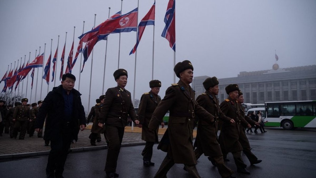 Guerre en Ukraine : "Faites vous exploser !", cet ordre insensé de la Corée du Nord à ses soldats faits prisonniers