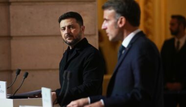 Guerre en Ukraine : Emmanuel Macron refuse de "donner des leçons" et assure que la "vraie dictature" est côté russe