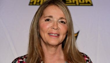 Hélène Rollès annule un concert à la dernière minute, son producteur révèle pourquoi