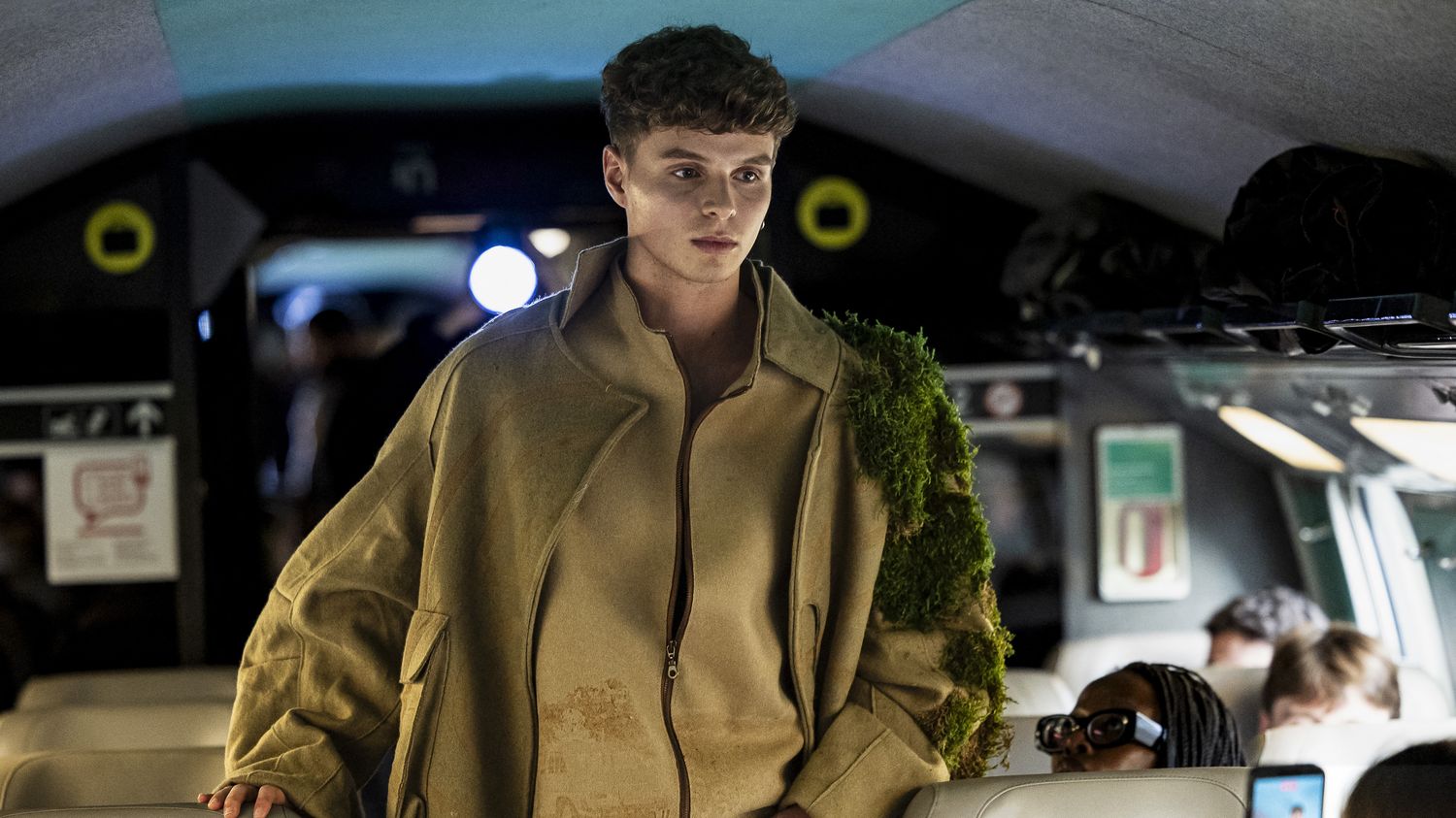 Un défilé de mode dans un TGV Paris-Lille lance la première Circular Fashion Week