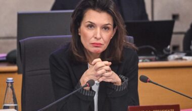 La présidente de la Région Pays de la Loire porte plainte pour injures et menaces physiques après un conseil de surveillance du port de Nantes-Saint-Nazaire