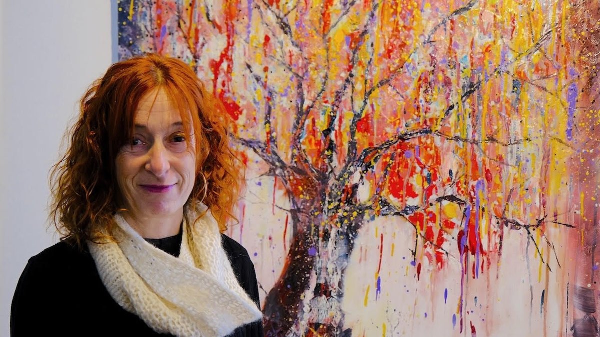 Nathalie Bonnet expose ses œuvres : une artiste libre inspirée par la nature et la tempête de 2023