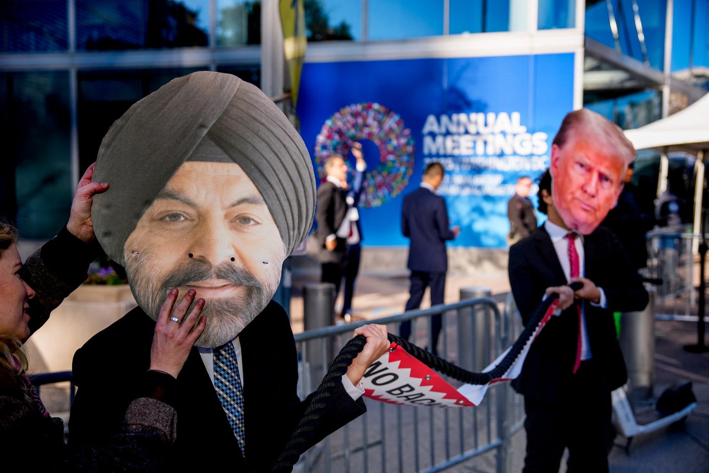 Dans les pays les plus pauvres, le remboursement de la dette siphonne les ressources destinées au développement