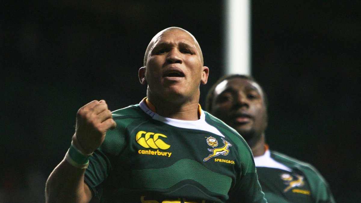 Rugby : "Il m’a explosé le nez !" Le très mauvais geste d’un joueur star de l’Afrique du Sud sur l’un des capitaines du XV de France