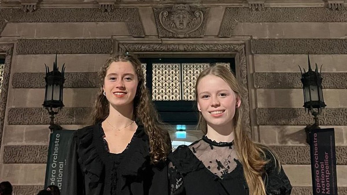 Jeanne et Roisin chantent à l’Opéra junior de Montpellier