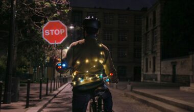 Une association distribue des kits de visibilité pour cyclistes gratuitement