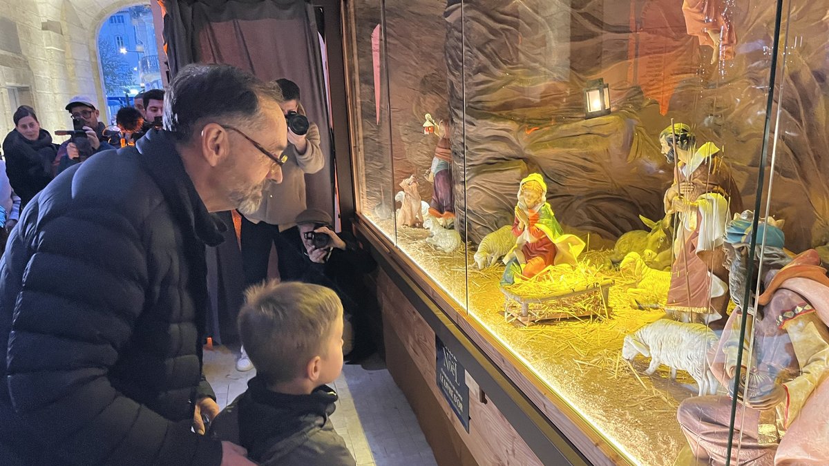 Crèche dans la cour de l’Hôtel de ville de Béziers : le tribunal administratif de Montpellier rejette le référé d’un Biterrois