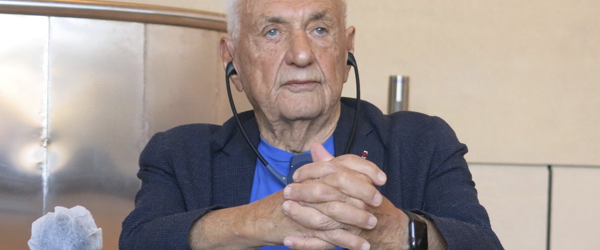 Il a dessiné le Guggenheim de Bilbao et la Fondation Louis Vuitton : Frank Gehry, l'un des plus célèbres architectes du monde contemporain, est mort à 96 ans