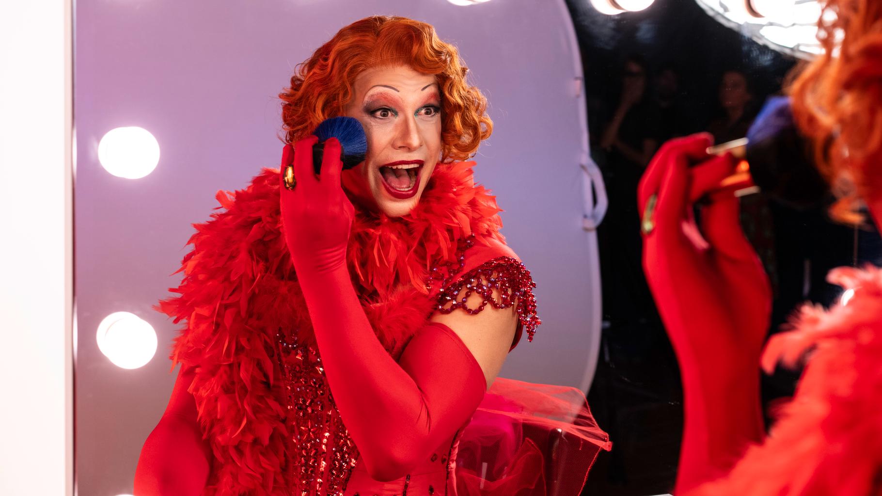 On a vu « La cage aux folles » avec Laurent Lafitte, et on va avoir du mal à s’en remettre