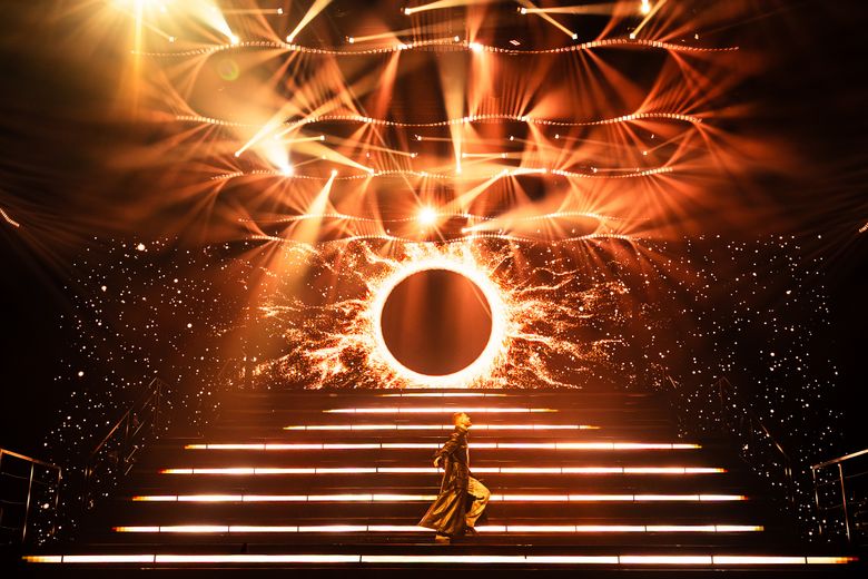 Le lightshow du spectacle de la tournée "Adrénaline" en met plein la vue… littéralement !