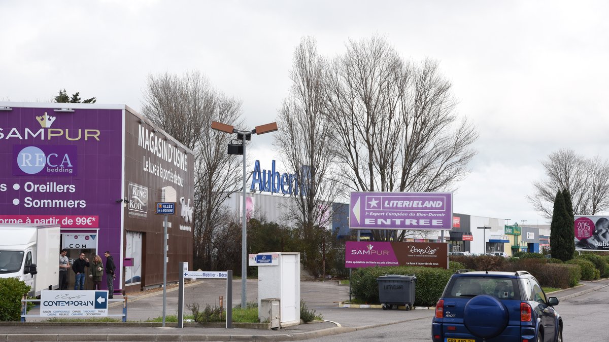 Prix de "La France Moche" 2025 (2/3) : De Pérols à Carcassonne, la belle idée (complexe à concrétiser) de transformer les zones commerciales