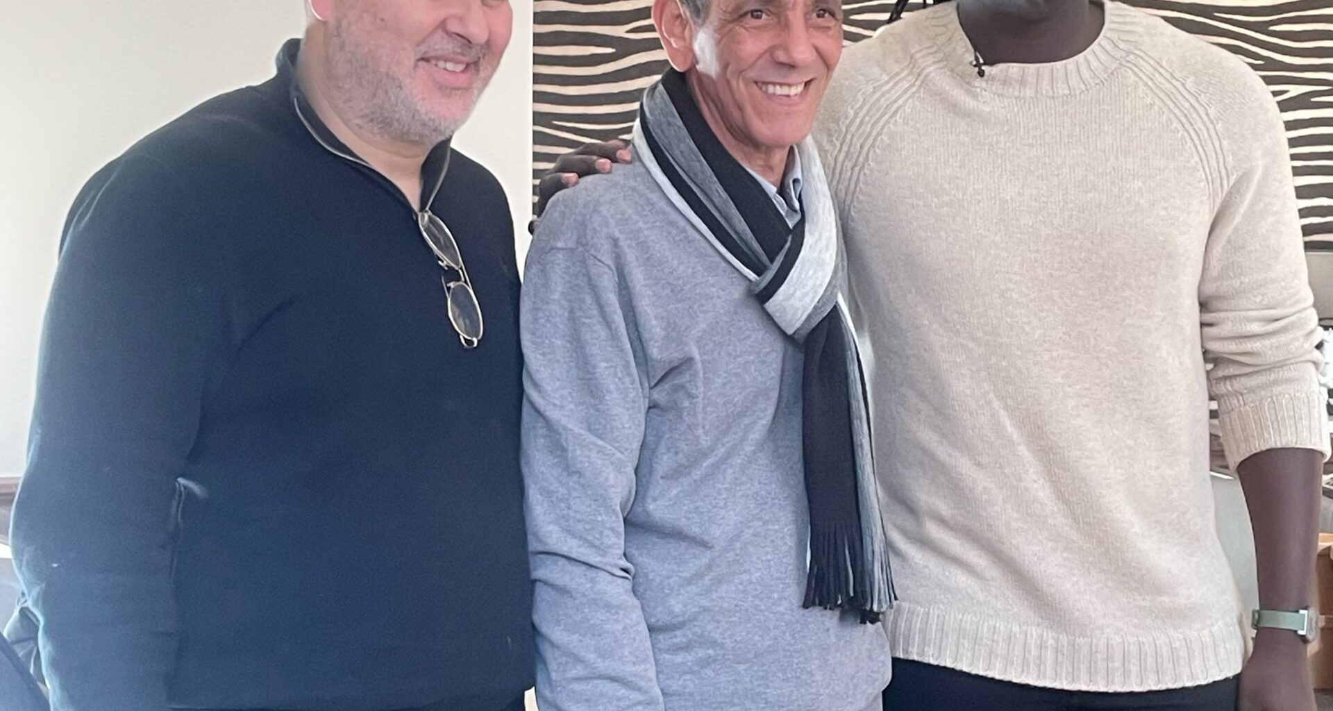 Bafé Gomis, Le Canopy et France Bénévolat offrent 500 repas aux personnes dans le besoin