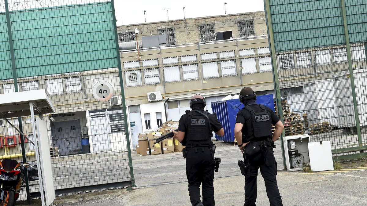 48 heures après une fouille XXL, deux surveillants de prison agressés : les syndicats dénoncent une spirale de violence à Villeneuve-lès-Maguelone