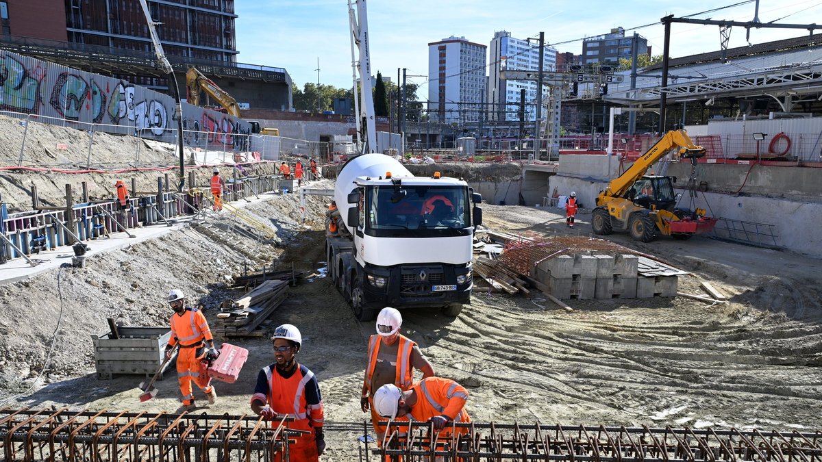 LGV Bordeaux-Toulouse : "Un gain de temps illusoire" selon LFI et la gauche agenaise