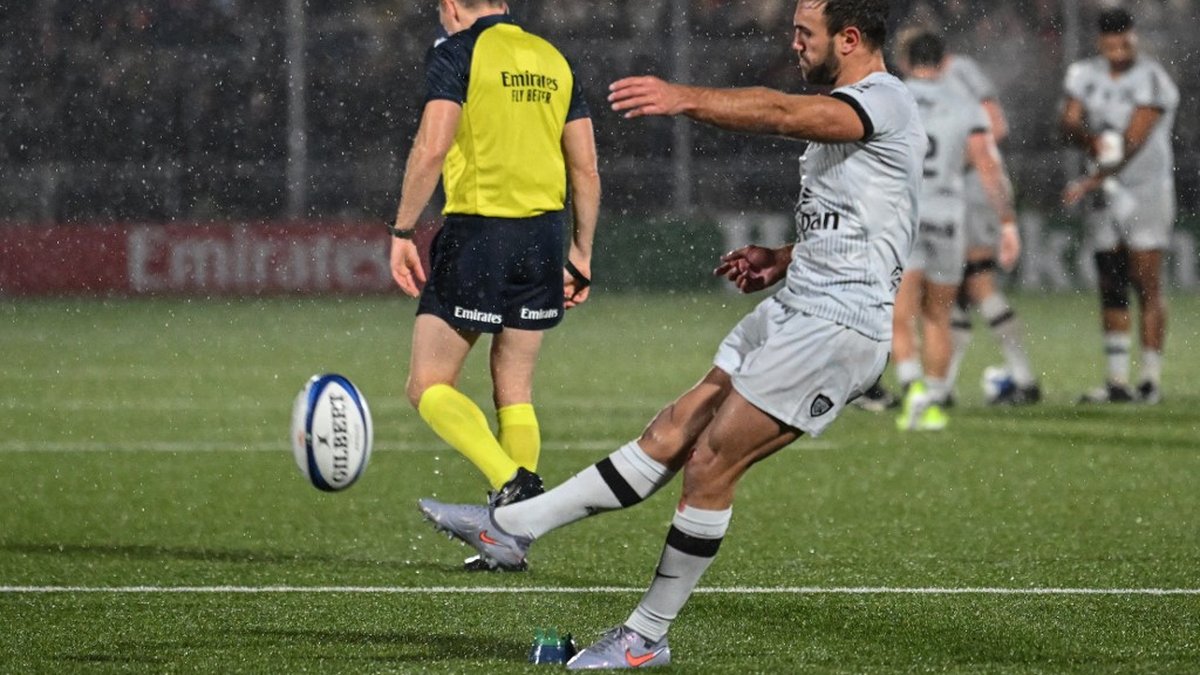 Rugby : "On n’a toujours pas compris !" Quand Melvyn Jaminet se blesse durement en plein match mais que personne ne sait pourquoi ni comment