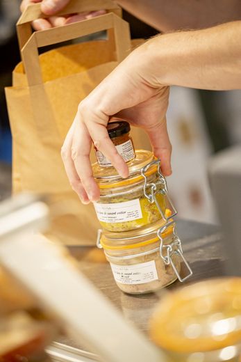 Les visiteurs retrouveront les spécialités incontournables des fêtes telles que le foie gras.