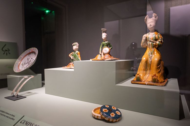 « dames de cour » de la période Tang.