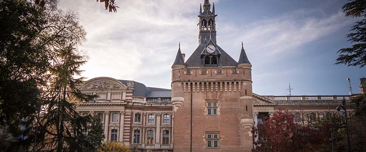 Vieux de 500 ans, ce lieu de patrimoine clôture son année anniversaire avec un spectacle exceptionnel !